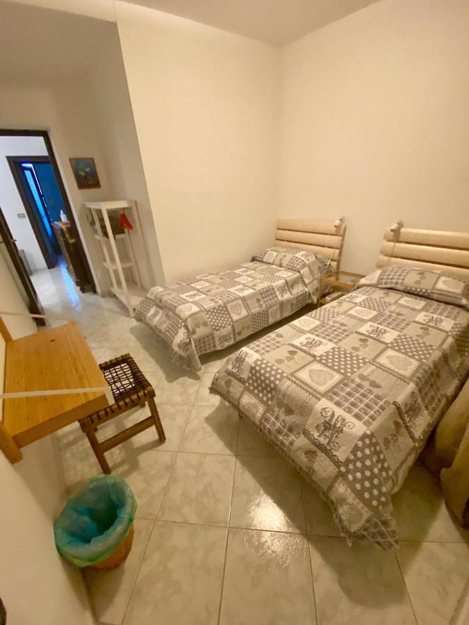 4 Passi Casa Vacanza Palermo Exterior foto